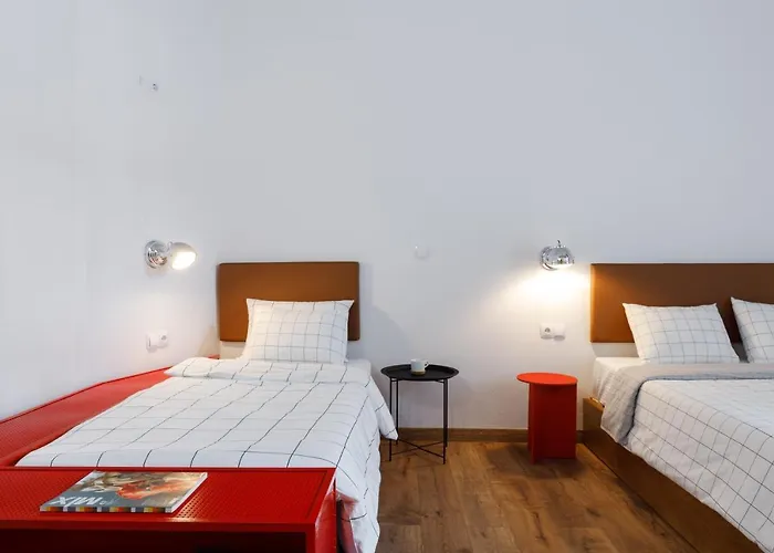 The Baroness * Kalamata