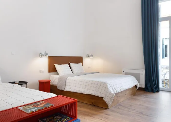 The Baroness Apartment *